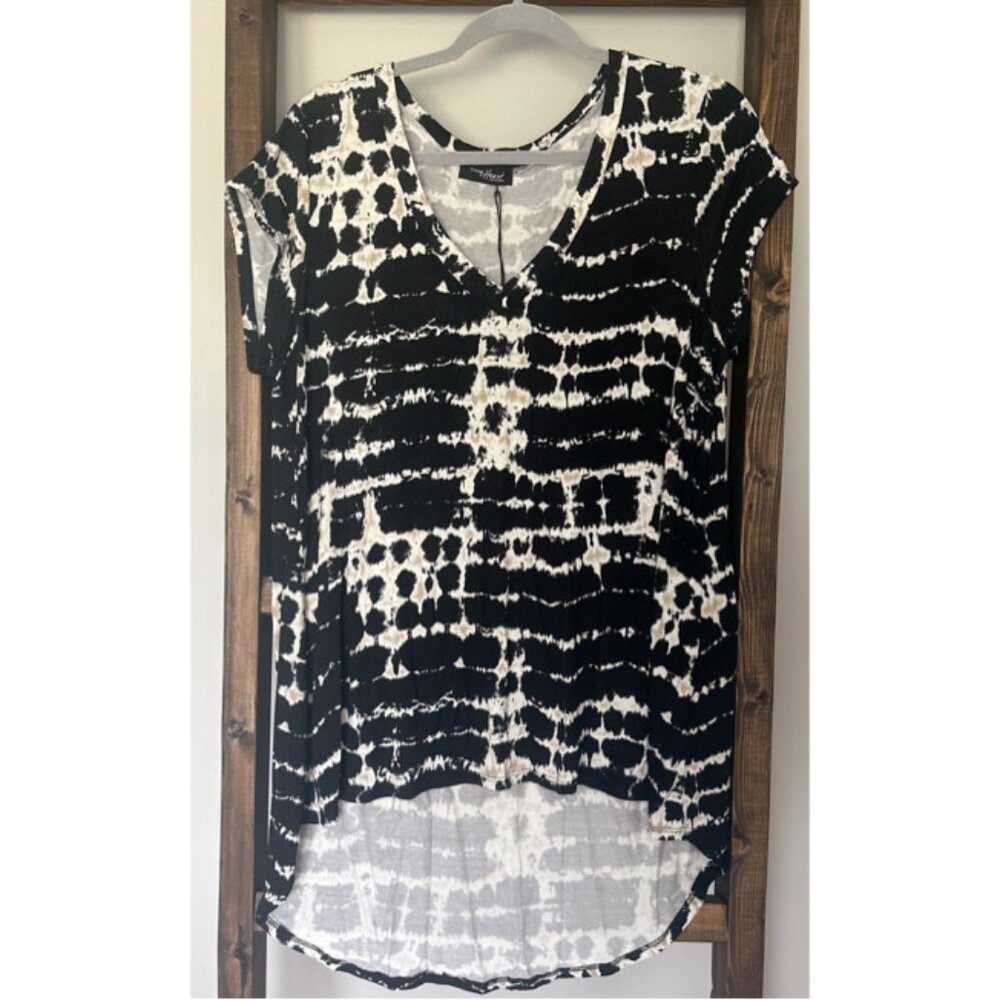 Young Heart at Los Angeles Black White Tie Dye V-Neck Top Blouse Large L